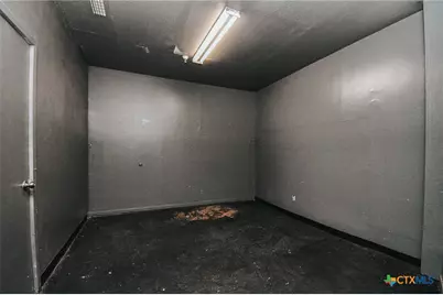 4106 Houston Highway, Victoria, TX 77901 - Photo 38