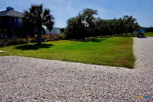 513 N 16th St, Port O'Connor, TX 77982 - Photo 36