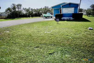 513 N 16th Street, Port O'Connor, TX 77982 - Photo 6