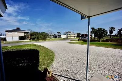 513 N 16th Street, Port O'Connor, TX 77982 - Photo 10