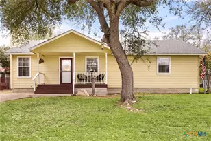 1143 Dawnridge Dr, Canyon Lake, TX 78133 - Photo 1