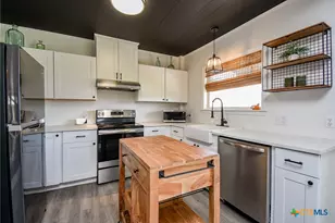 2749 W Bayshore Dr, Palacios, TX 77465 - Photo 18