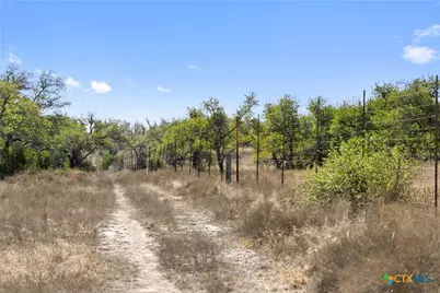 9069 Ranch Road 1323, Fredericksburg, TX 78624 - Photo 28