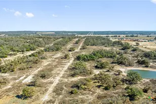 9069 Ranch Road 1323, Fredericksburg, TX 78624 - Photo 12