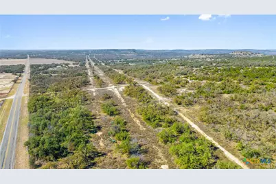 9069 Ranch Road 1323, Fredericksburg, TX 78624 - Photo 6