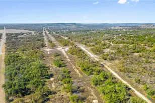 9069 Ranch Road 1323, Fredericksburg, TX 78624 - Photo 6