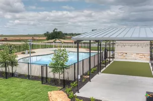 319 Bluetick Trl, Seguin, TX 78155 - Photo 18