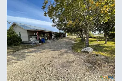 414 Henk Lane, San Marcos, TX 78666 - Photo 4