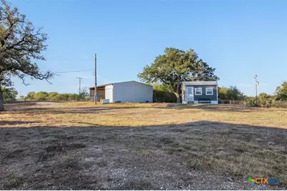 3270 Fm 671, Luling, TX 78648 - Photo 16