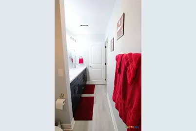 805 W 7th Avenue, Belton, TX 76513 - Photo 8