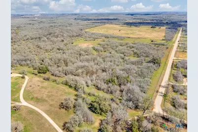 1000 Mill Creek Rd, Seguin, TX 78155 - Photo 10
