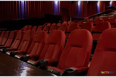 219 E Central Avenue, Belton, TX 76513 - Photo 14