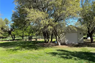 1470 Trail's End, Salado, TX 76571 - Photo 6