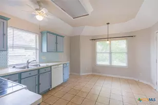 452 Raven Ridge, New Braunfels, TX 78130 - Photo 8