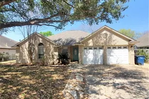 452 Raven Ridge, New Braunfels, TX 78130 - Photo 1