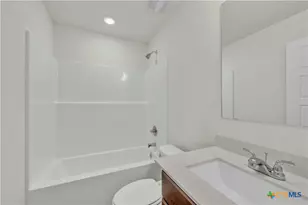 1229 Dowdy Dr, Belton, TX 76513 - Photo 10