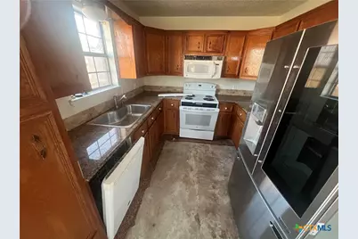 2302 Huckleberry Drive, Killeen, TX 76549 - Photo 6