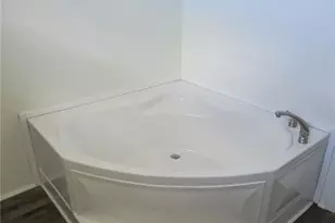 703 W Oakland Ave, Seadrift, TX 77983 - Photo 24