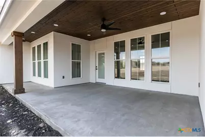 110 Lake Village Road, Seguin, TX 78155 - Photo 38