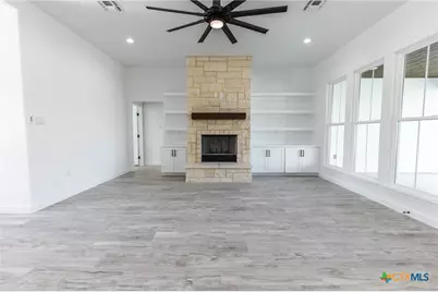 110 Lake Village Road, Seguin, TX 78155 - Photo 10