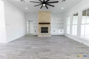 110 Lake Village Rd, Seguin, TX 78155 - Photo 10