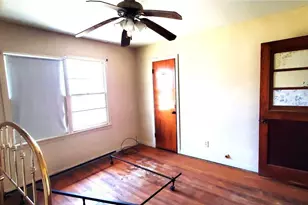 112 College Ave, Oglesby, TX 76561 - Photo 34