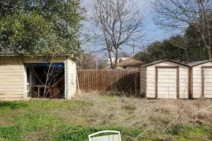 112 College Ave, Oglesby, TX 76561 - Photo 6
