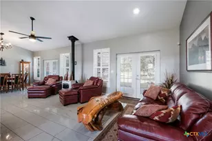 262 Gander Slough Rd, Kingsbury, TX 78638 - Photo 8