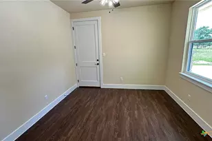 1725 Cottonwood Mesa Dr, Kempner, TX 76539 - Photo 36