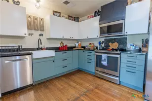 507 Twin Elm, Canyon Lake, TX 78133 - Photo 4