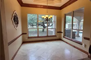 220 Gabriel Woods Dr, Georgetown, TX 78633 - Photo 6