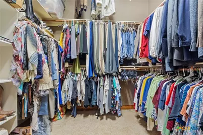 220 Gabriel Woods Drive, Georgetown, TX 78633 - Photo 16