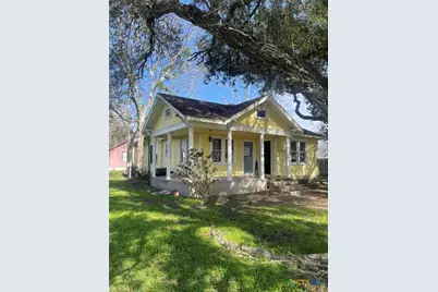 1610 South Third Street, Ganado, TX 77962 - Photo 2