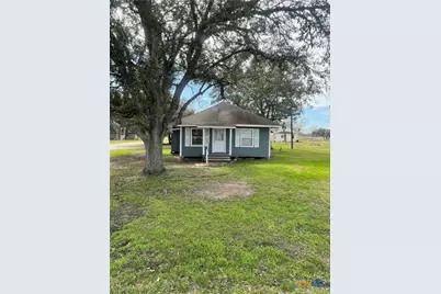 1610 South Third Street, Ganado, TX 77962 - Photo 8