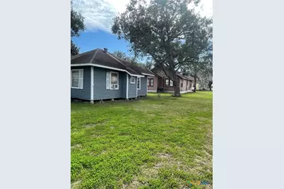 1610 South Third Street, Ganado, TX 77962 - Photo 10