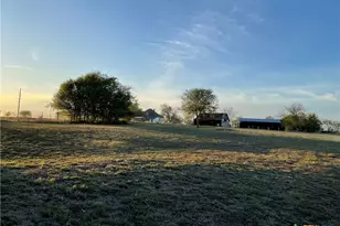 346 Cr 352, Rosebud, TX 76661 - Photo 2