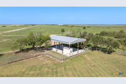 000 Big Dukes Ranch, Port Lavaca, TX 77979 - Photo 38