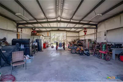 455 Suncrest Lane, Victoria, TX 77905 - Photo 10