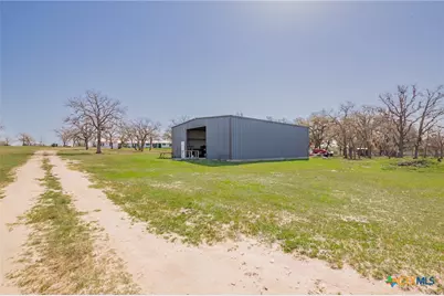 455 Suncrest Lane, Victoria, TX 77905 - Photo 6