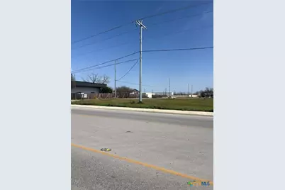 1900 N Austin Street, Seguin, TX 78155 - Photo 1