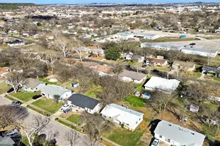 703 S 13th St, Copperas Cove, TX 76522 - Photo 26