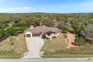 110 Liberty Bell Ln, Fischer, TX 78623 - Photo 2