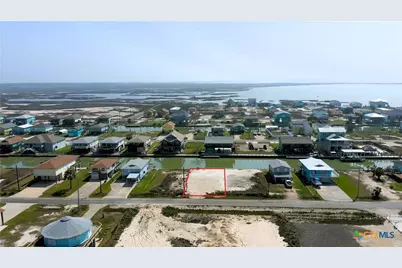 183 Sailfish Drive, Rockport, TX 78382 - Photo 4