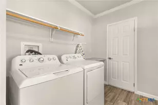 154 Sunrise Dr, Kyle, TX 78640 - Photo 24