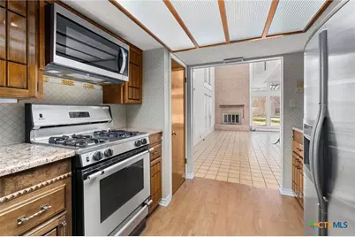 121 Scott Street, San Marcos, TX 78666 - Photo 6