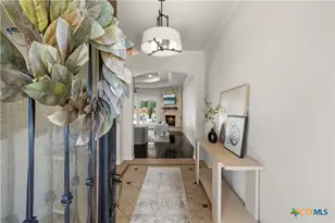 100 Eagle Landing Dr, Belton, TX 76513 - Photo 2