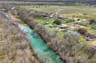 398 Redbird Ln, Kingsbury, TX 78638 - Photo 6