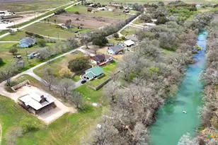 398 Redbird Ln, Kingsbury, TX 78638 - Photo 1