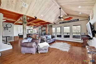 398 Redbird Ln, Kingsbury, TX 78638 - Photo 10