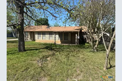 502 N Cherry Street, Seguin, TX 78155 - Photo 2